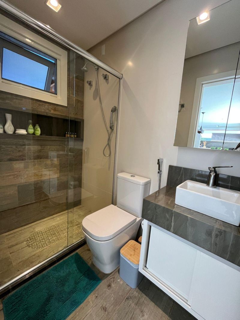 Casa com 2 quartos, 4 banheiros e 297m² à venda no bairro Bom Pastor, Igrejinha