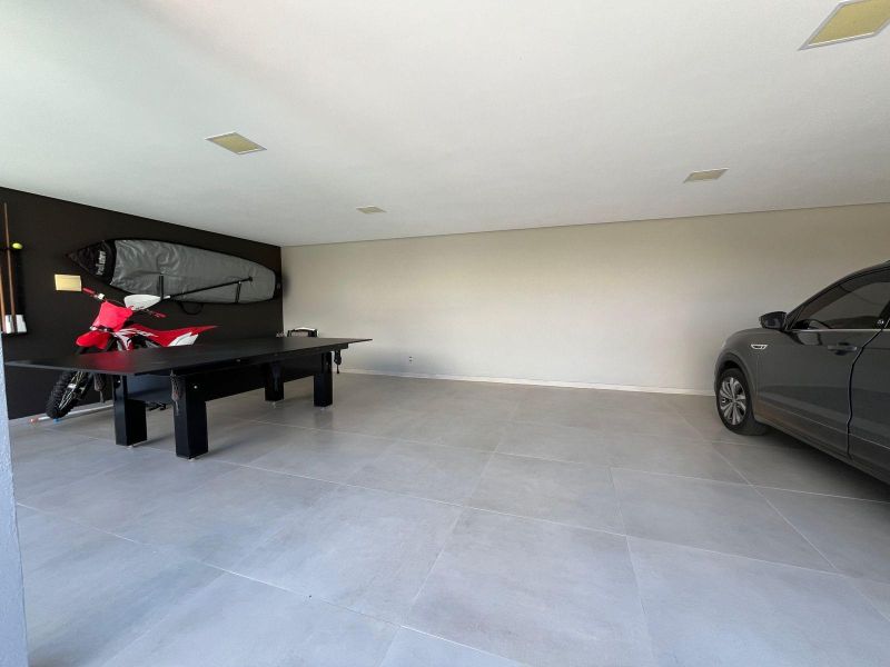 Casa com 2 quartos, 4 banheiros e 297m² à venda no bairro Bom Pastor, Igrejinha