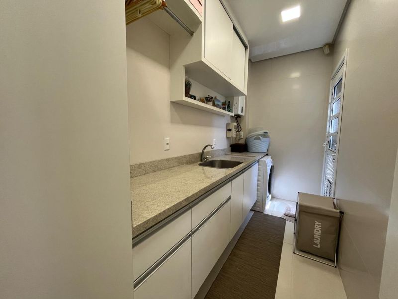 Casa com 2 quartos, 4 banheiros e 297m² à venda no bairro Bom Pastor, Igrejinha