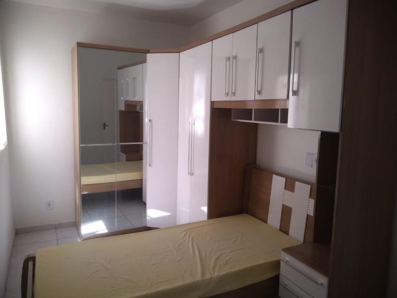 Apartamento sobrado com 2 dormitórios
