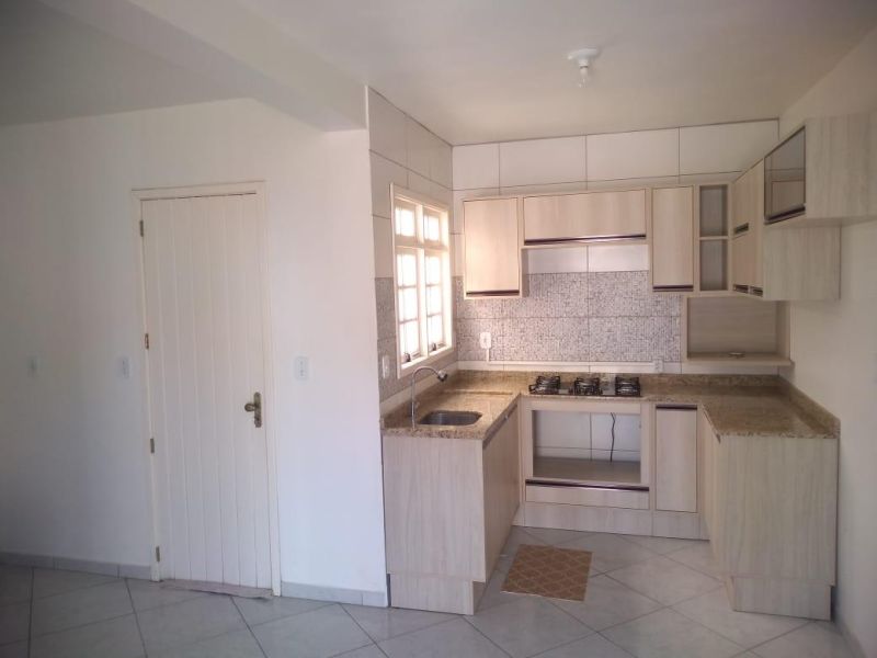 Apartamento sobrado com 2 dormitórios