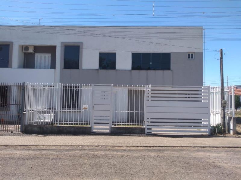 Apartamento sobrado com 2 dormitórios