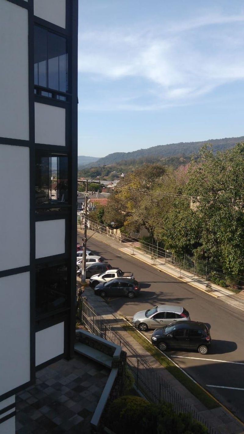 Apartamento com 2 quartos, 2 banheiros e 165m² à venda no bairro Bom Pastor, Igrejinha