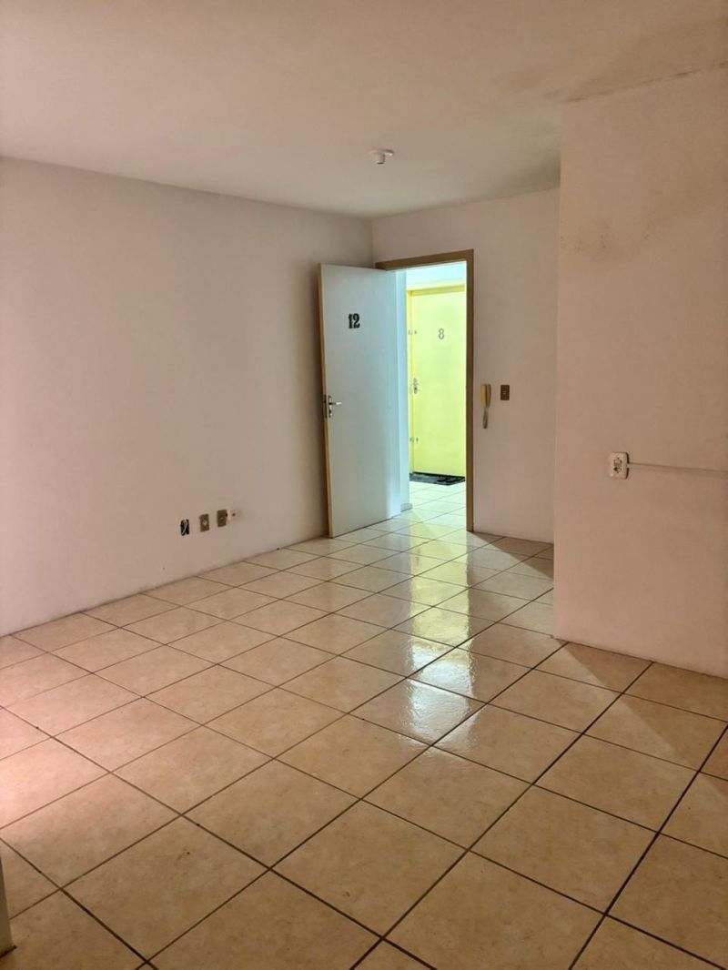 JK NO BAIRRO GUARUJÁ