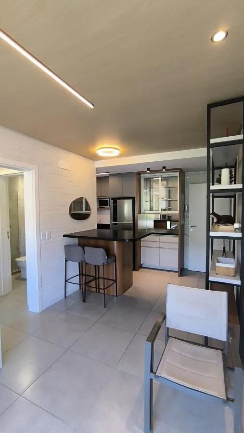 Apartamento com 1 quarto, 2 banheiros e 74m² à venda no bairro Centro, Igrejinha