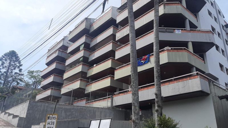 Apartamento com 2 quartos, 3 banheiros e 207m² à venda no bairro Centro, Igrejinha