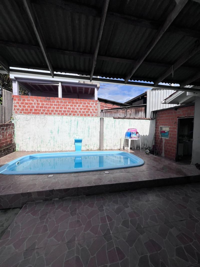 Taquara: Sua Casa com Piscina Espera por Você!