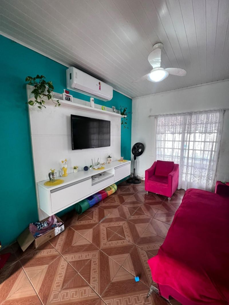 Taquara: Sua Casa com Piscina Espera por Você!