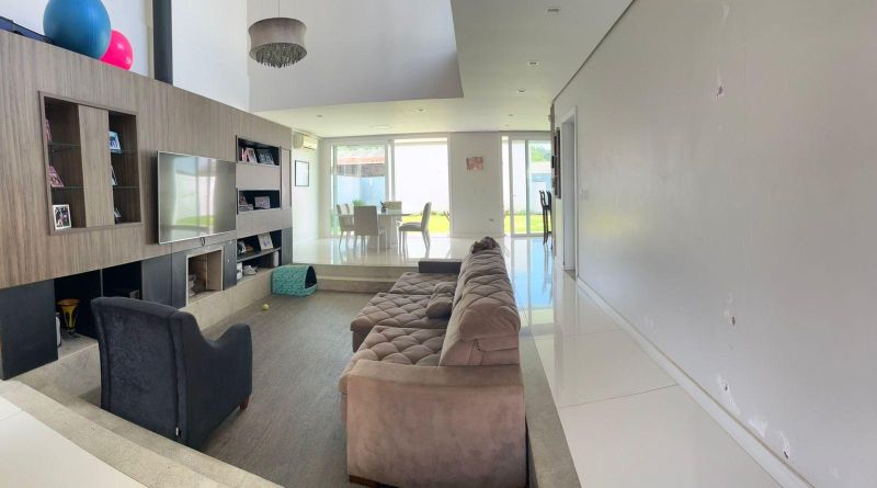 Casa com 3 quartos, 2 banheiros e 220m² à venda no bairro Figueira, Igrejinha