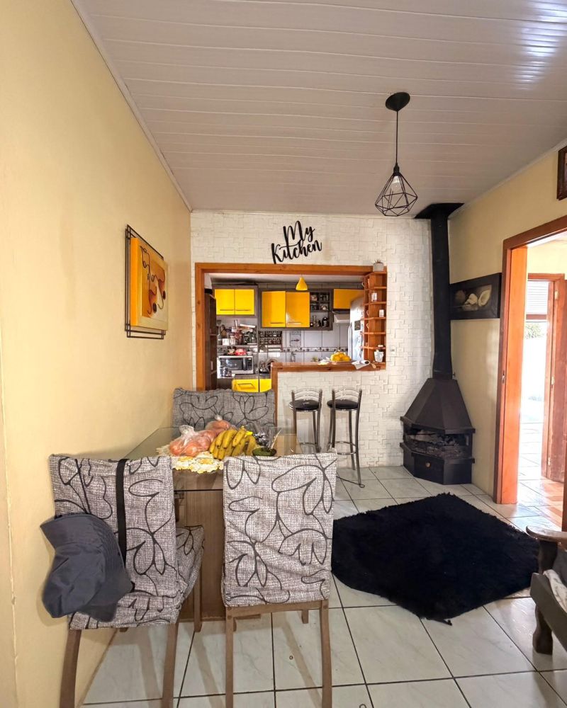 Excelente Casa de Alvenaria à Venda em Taquara!