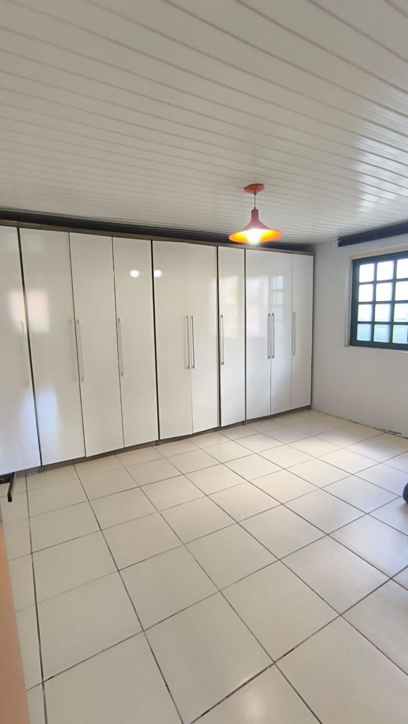 Casa com 3 quartos, 2 banheiros e 180m² à venda no bairro Figueira, Igrejinha
