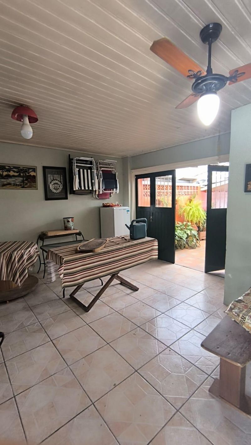 Casa com 3 quartos, 2 banheiros e 180m² à venda no bairro Figueira, Igrejinha