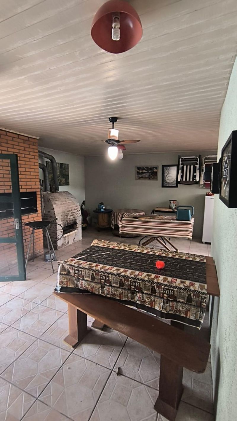 Casa com 3 quartos, 2 banheiros e 180m² à venda no bairro Figueira, Igrejinha