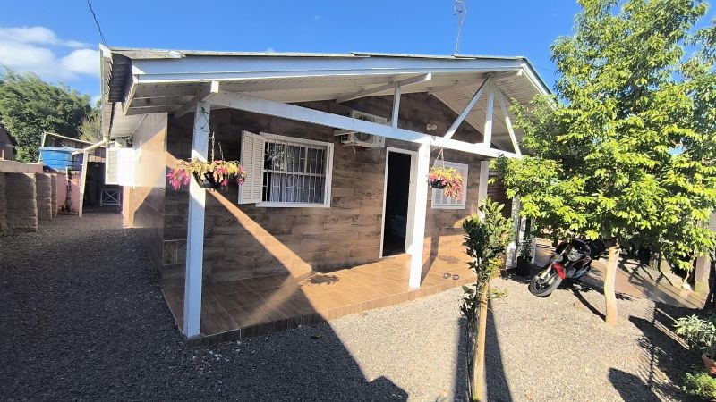 Casa com 2 quartos, 2 banheiros e 90m² à venda no bairro Garibaldi, Igrejinha