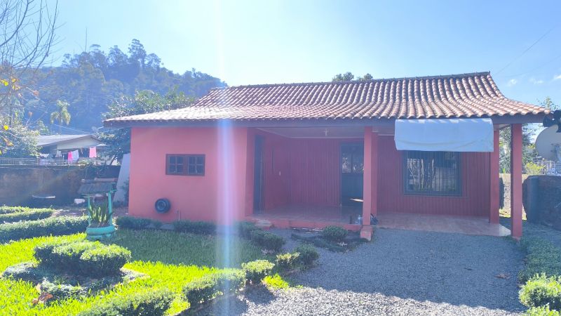 Casa com 3 quartos, 1 banheiro e 102m² à venda no bairro Garibaldi, Igrejinha