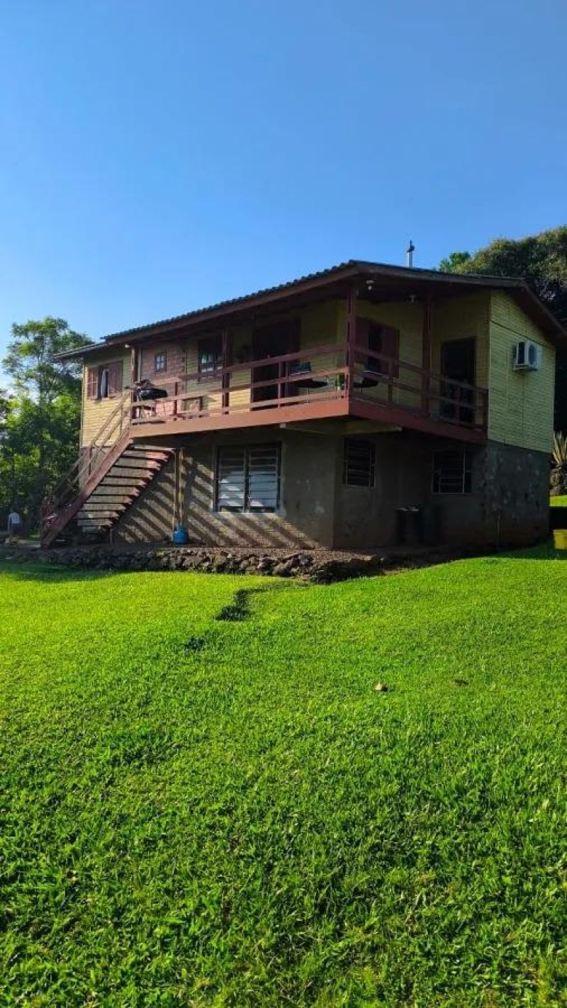 Casa com 3 quartos e 2 banheiros à venda no bairro Lajeadinho, Igrejinha