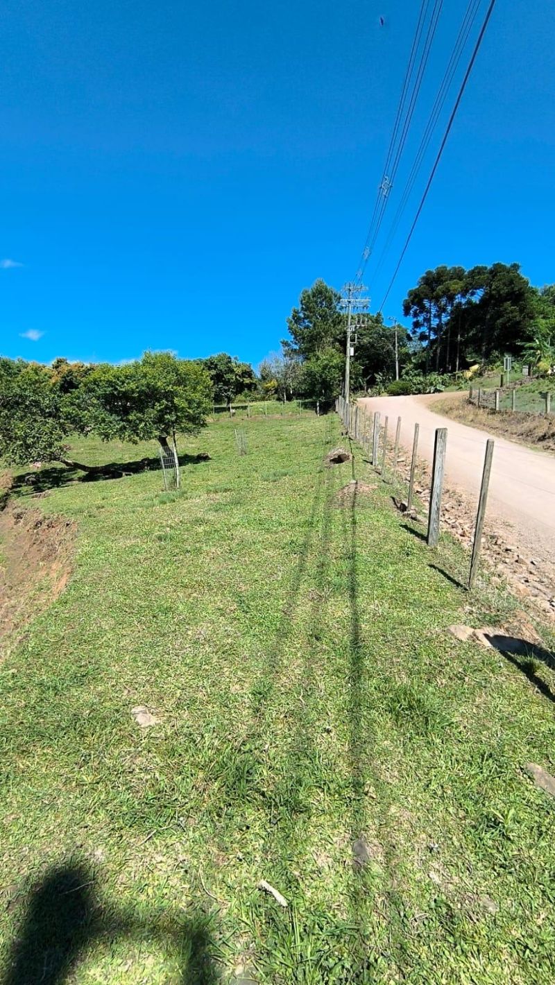 Sítio com 2 quartos, 1 banheiro e 70m² à venda no bairro Lajeadinho, Igrejinha