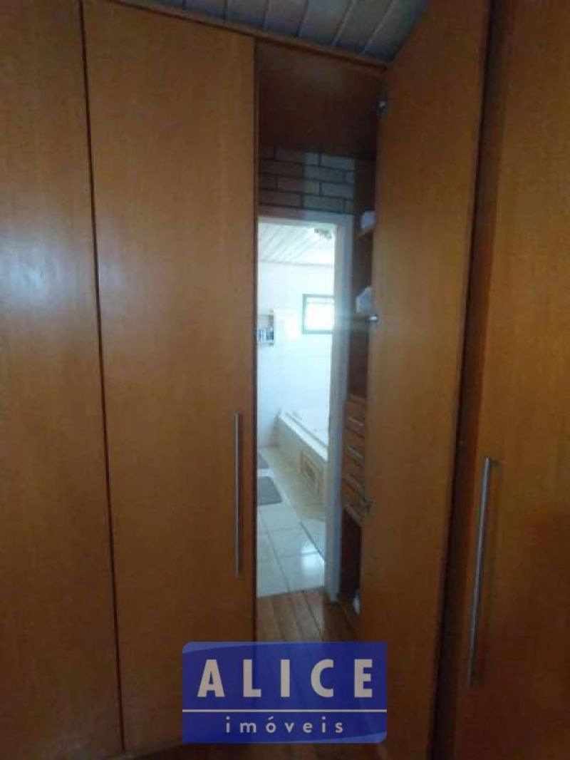 Casa com 2 quartos e 3 banheiros à venda no bairro Lajeadinho, Igrejinha