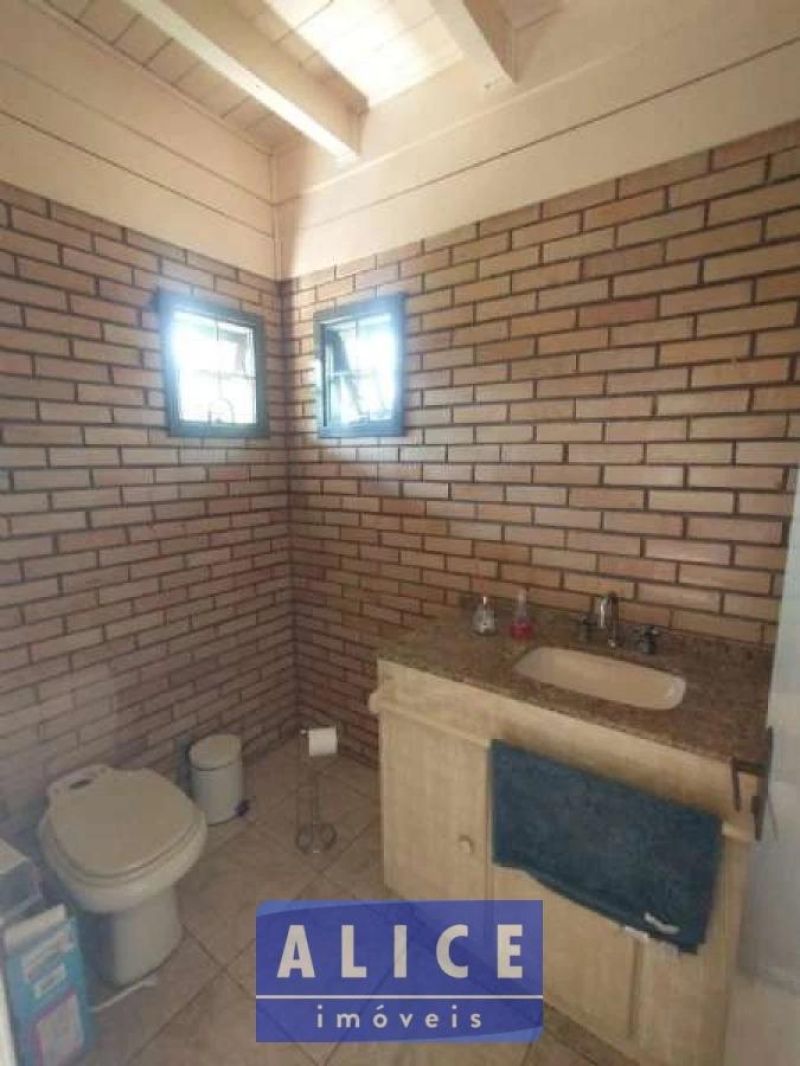 Casa com 2 quartos e 3 banheiros à venda no bairro Lajeadinho, Igrejinha