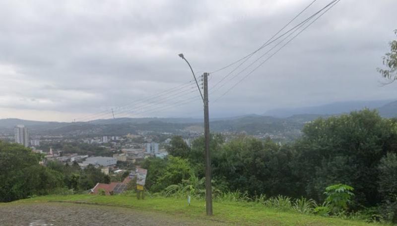 Terreno à venda no bairro Viaduto, Igrejinha