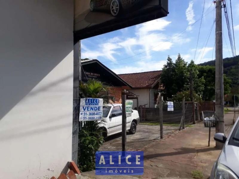 Casa com 3 quartos, 2 banheiros e 110m² à venda no bairro Viaduto, Igrejinha