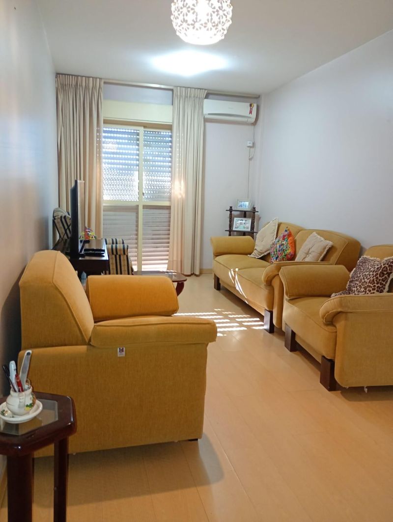 Apartamento com 2 dormitórios