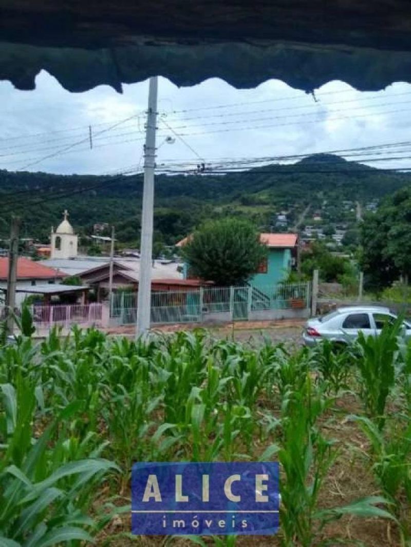 Terreno à venda no bairro Viaduto, Igrejinha