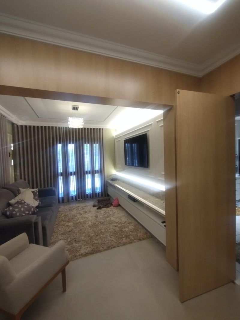 Casa com 7 quartos e 4 banheiros à venda no bairro Villa Nova, Igrejinha