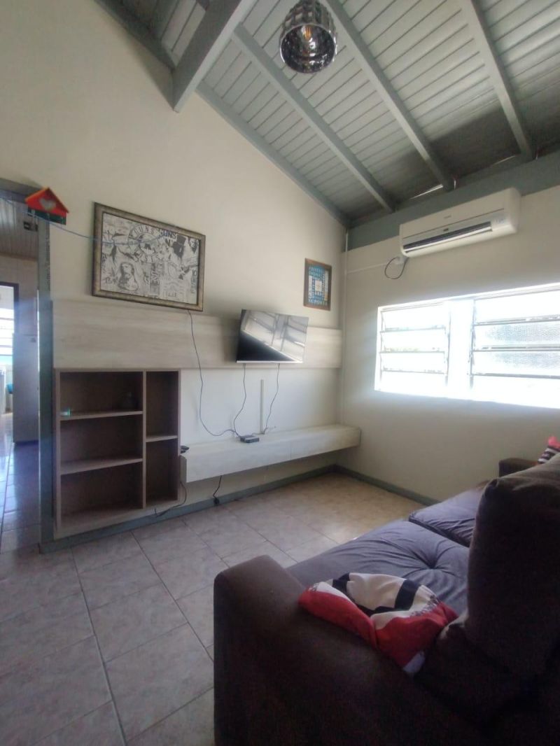 Casa com 7 quartos e 4 banheiros à venda no bairro Villa Nova, Igrejinha