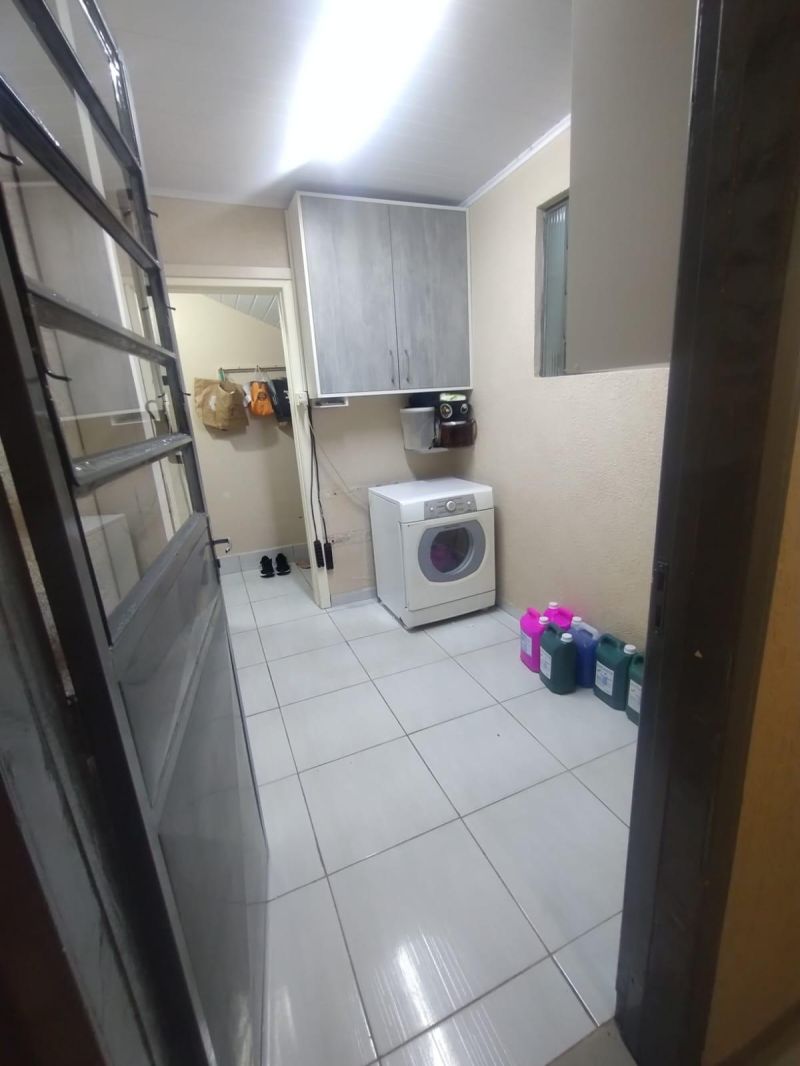 Casa com 7 quartos e 4 banheiros à venda no bairro Villa Nova, Igrejinha