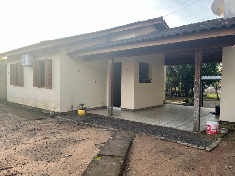 Casa com 3 quartos, 1 banheiro e 98m² à venda no bairro Residencial Azaleia, Parobe