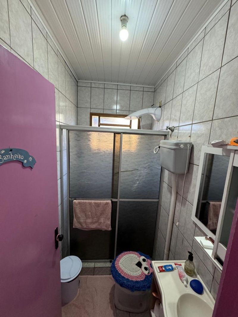 Casa com 3 quartos, 1 banheiro e 98m² à venda no bairro Residencial Azaleia, Parobe
