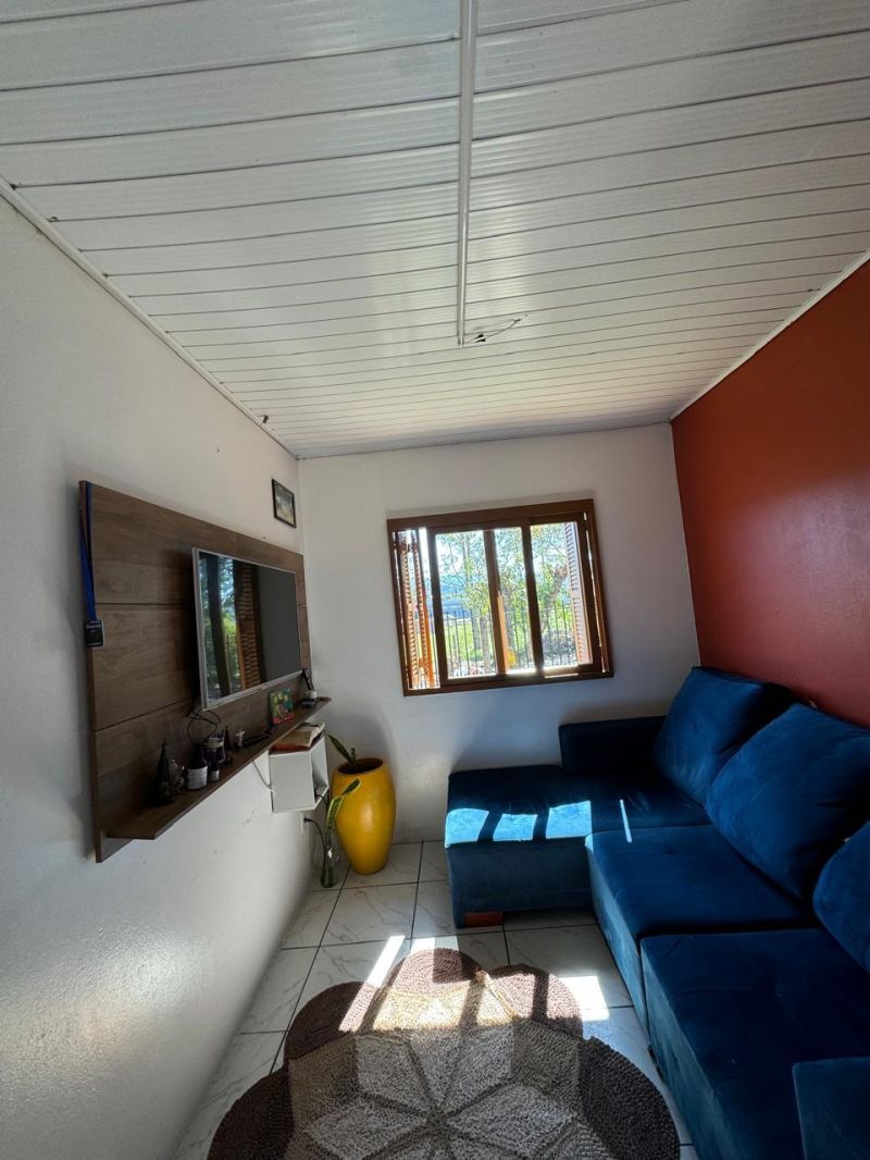 Casa com 3 quartos, 1 banheiro e 98m² à venda no bairro Residencial Azaleia, Parobe
