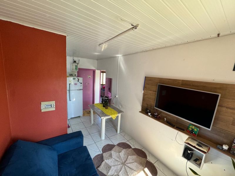 Casa com 3 quartos, 1 banheiro e 98m² à venda no bairro Residencial Azaleia, Parobe