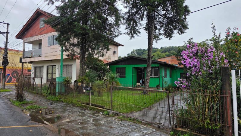 Casa com 3 quartos, 2 banheiros e 160m² à venda no bairro Figueira, Igrejinha