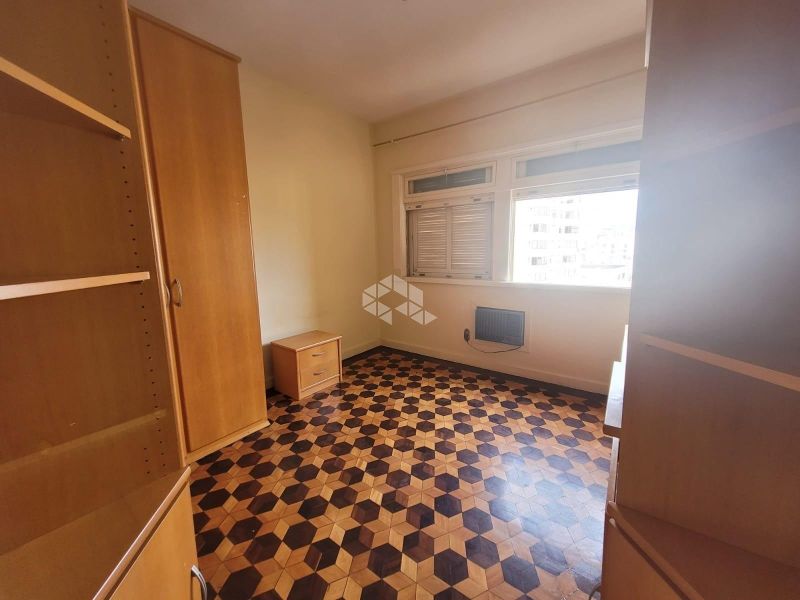 Porto Alegre: Apartamento Estratégico com Renda Extra no Bairro Universitário