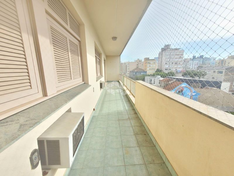 Porto Alegre: Apartamento Estratégico com Renda Extra no Bairro Universitário