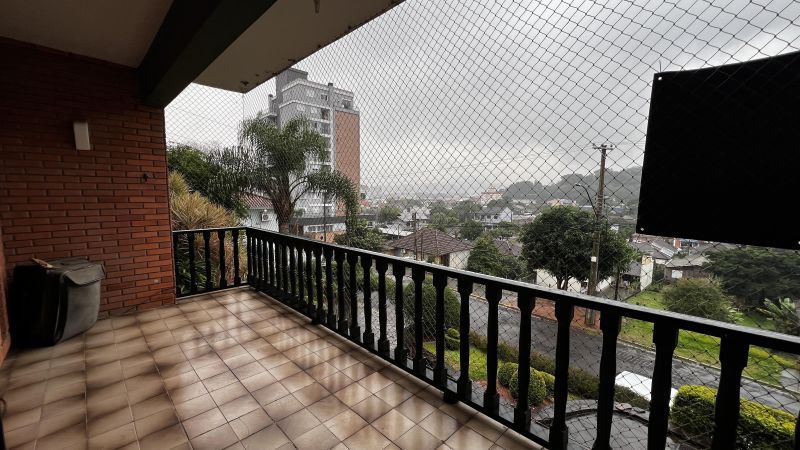 Apartamento com 3 quartos, 2 banheiros e 108m² à venda no bairro Centro, Igrejinha