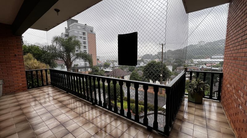 Apartamento com 3 quartos, 2 banheiros e 108m² à venda no bairro Centro, Igrejinha