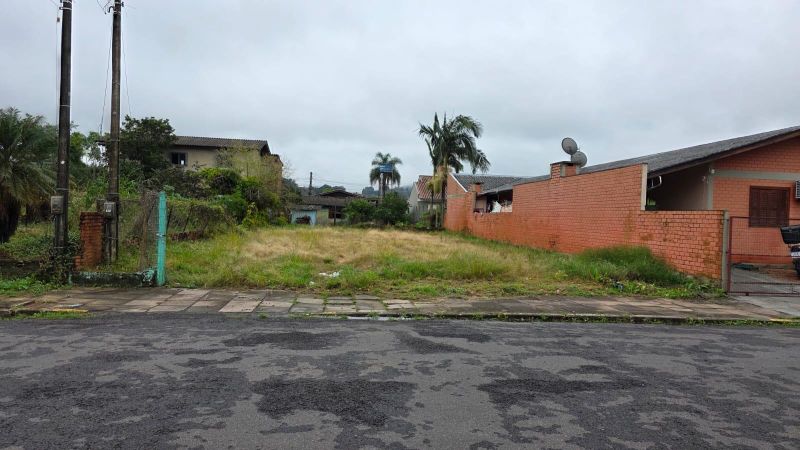 Terreno à venda no bairro Bom Pastor, Igrejinha