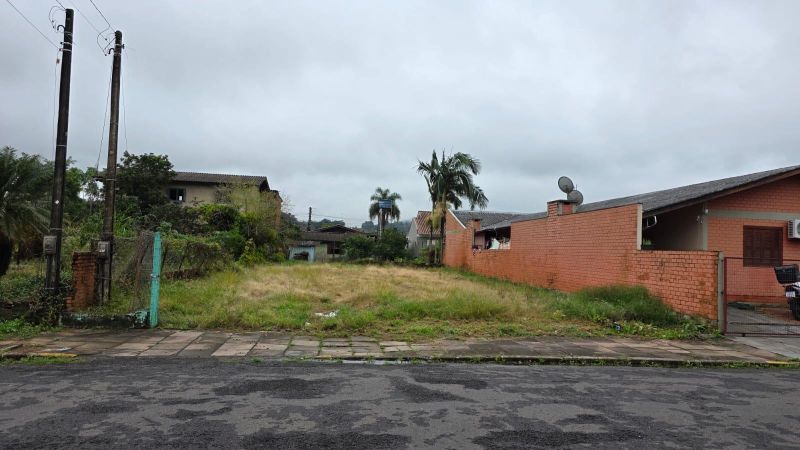 Terreno à venda no bairro Bom Pastor, Igrejinha