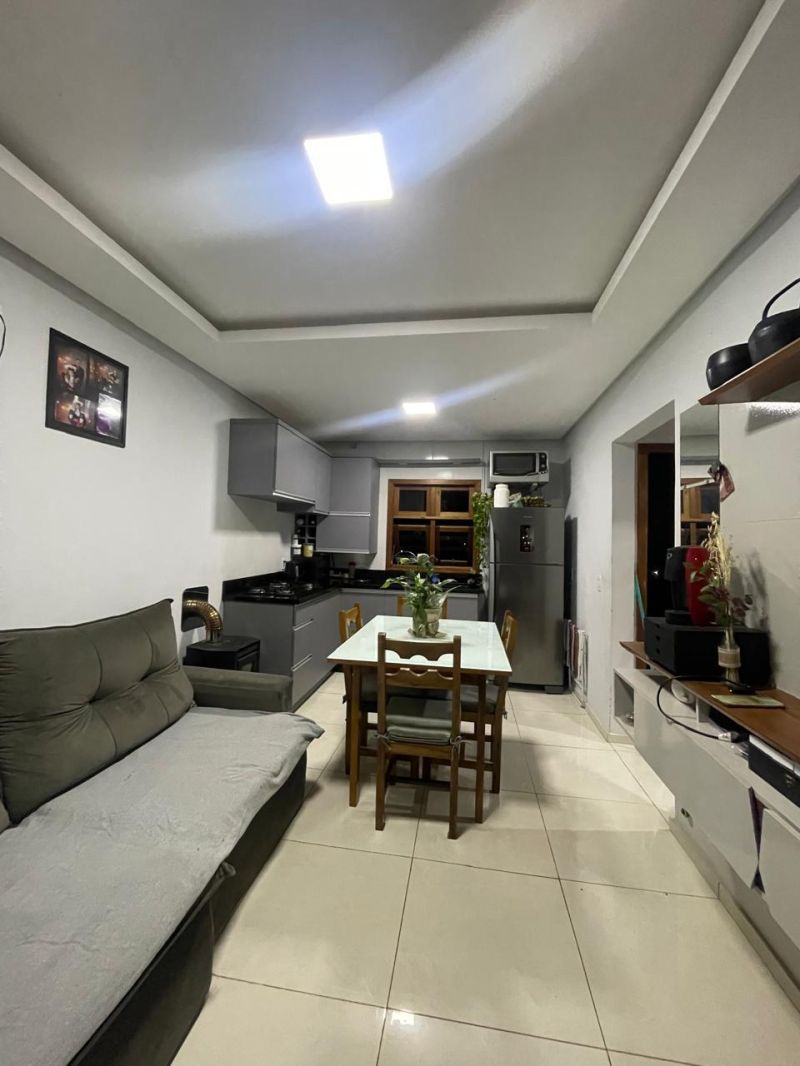 Casa com 1 quarto e 33m² à venda no bairro Emancipação, Parobe