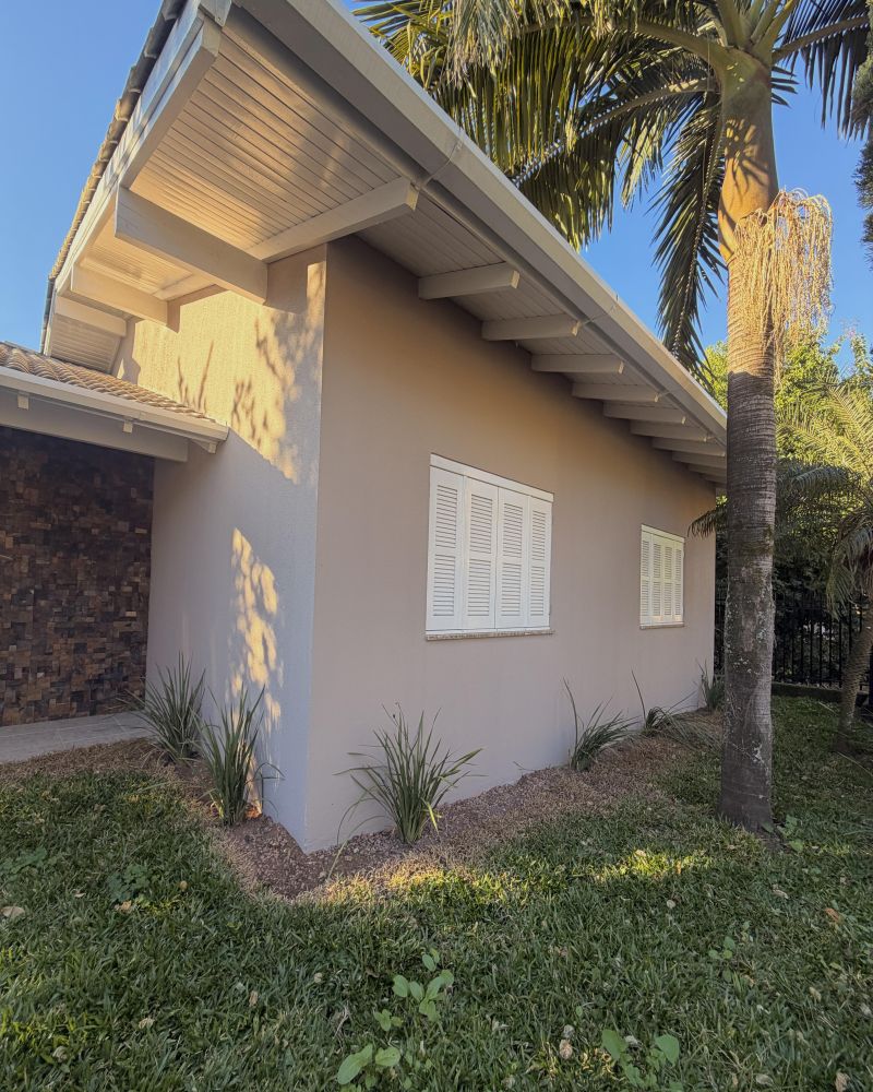 Casa com 2 quartos, 3 banheiros e 220m² à venda no bairro Saibreira, Igrejinha