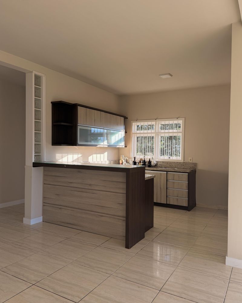 Casa com 2 quartos, 3 banheiros e 220m² à venda no bairro Saibreira, Igrejinha