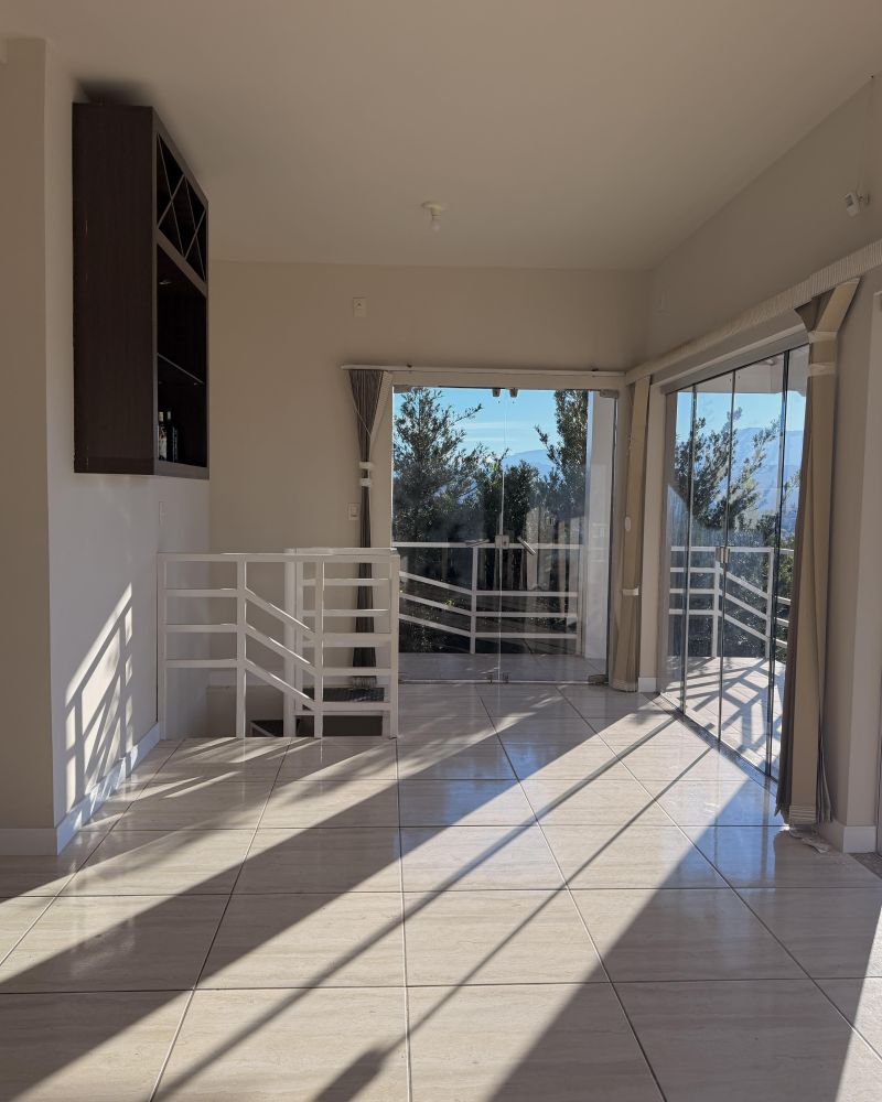 Casa com 2 quartos, 3 banheiros e 220m² à venda no bairro Saibreira, Igrejinha