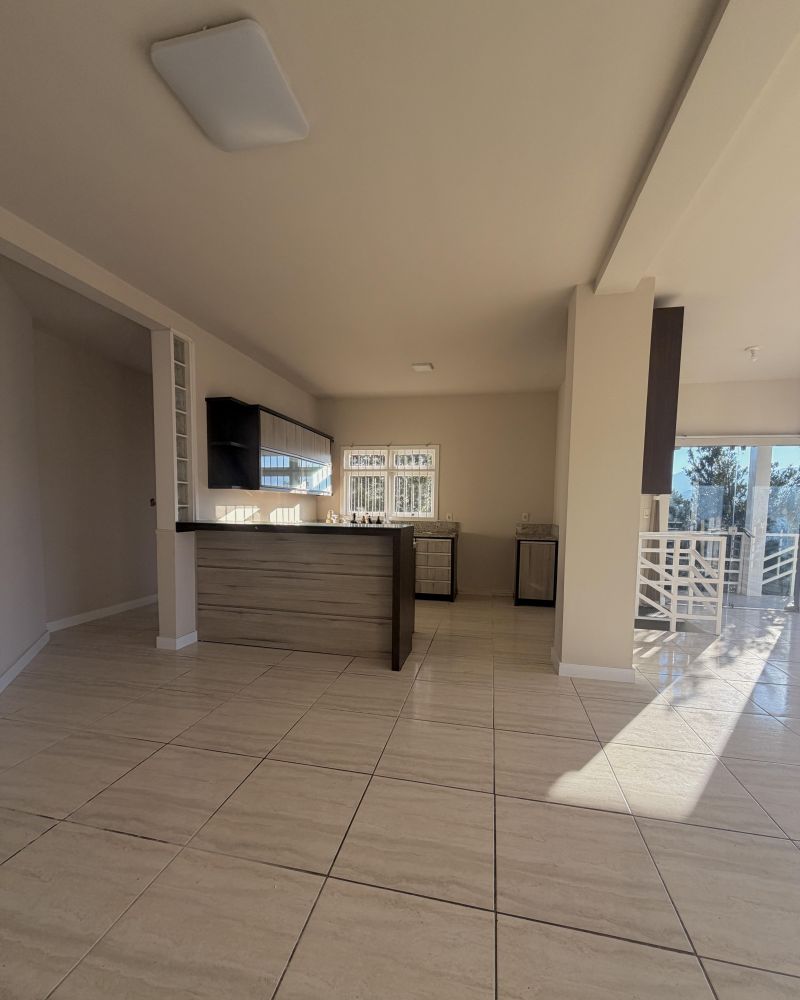 Casa com 2 quartos, 3 banheiros e 220m² à venda no bairro Saibreira, Igrejinha