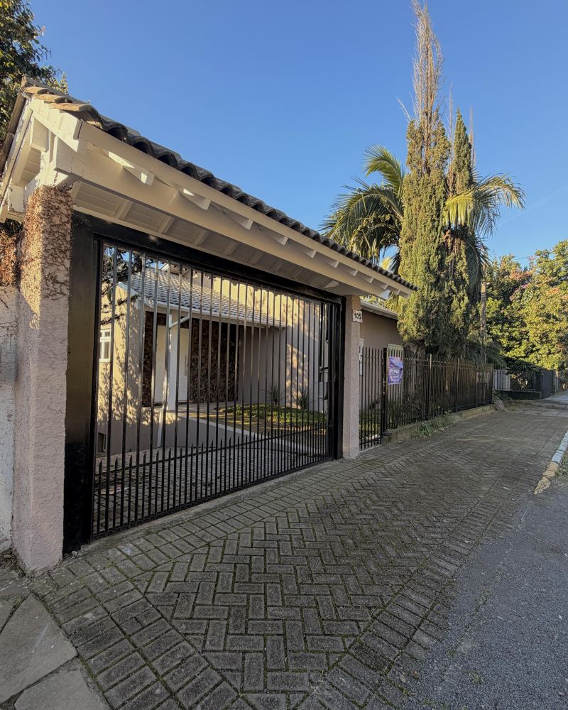 Casa com 2 quartos, 3 banheiros e 220m² à venda no bairro Saibreira, Igrejinha