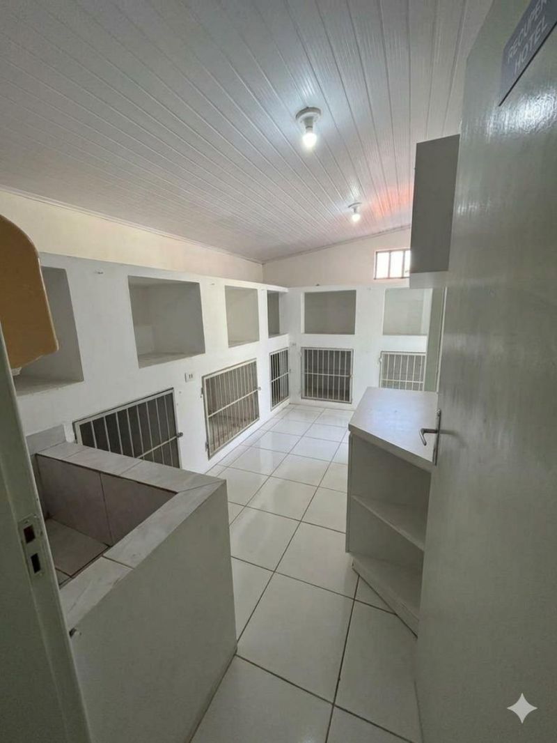 Prédio com 3 banheiros e 264m² à venda no bairro Bom Pastor, Igrejinha
