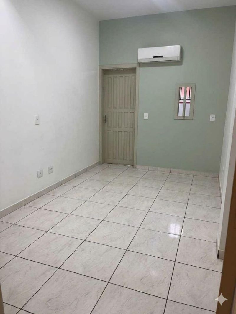 Prédio com 3 banheiros e 264m² à venda no bairro Bom Pastor, Igrejinha
