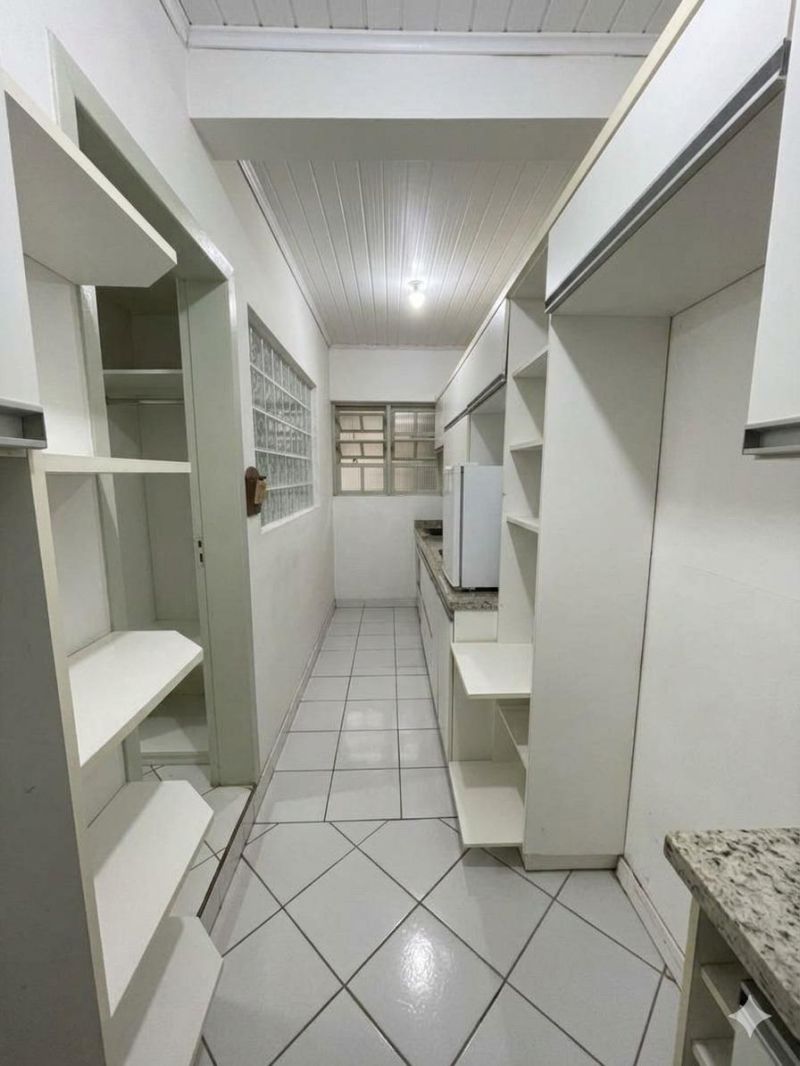 Prédio com 3 banheiros e 264m² à venda no bairro Bom Pastor, Igrejinha